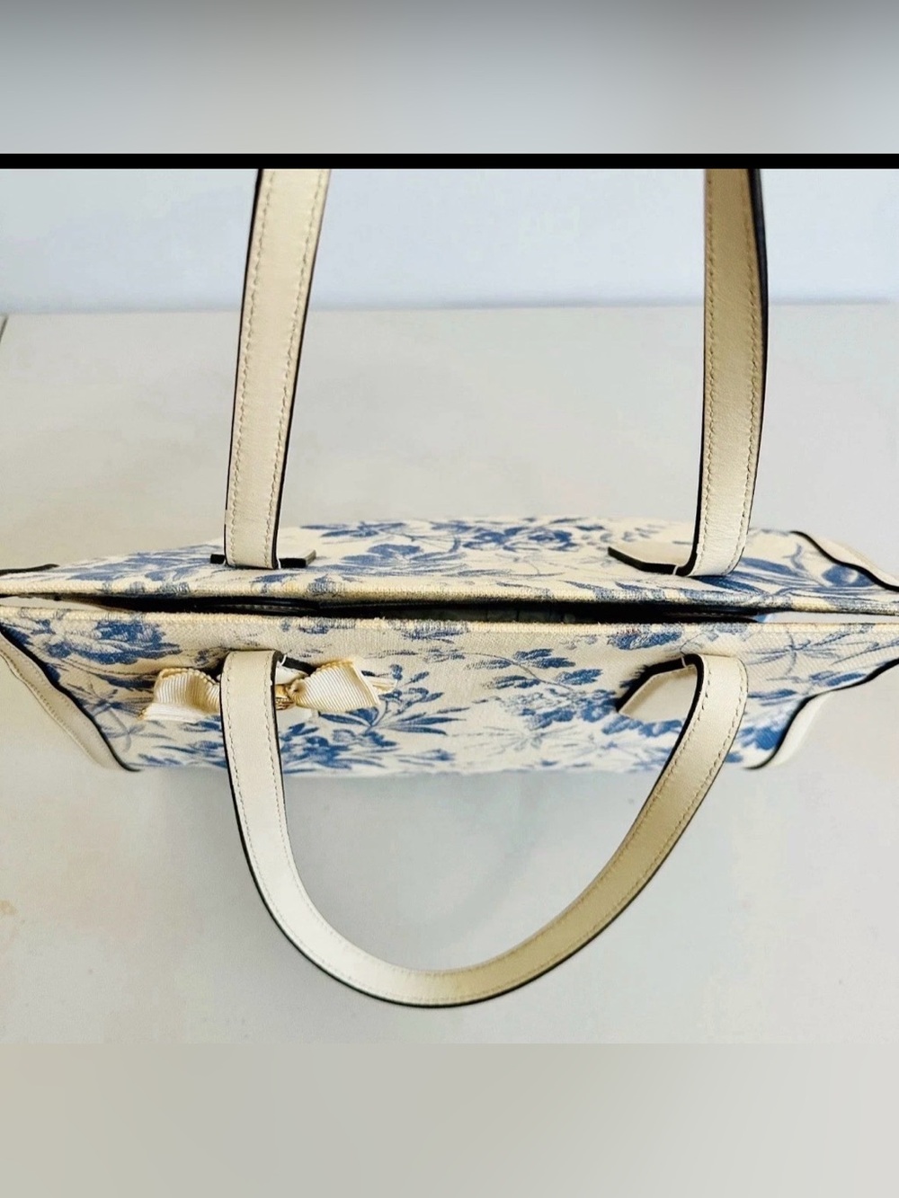 🌟RARE Gucci Japan Exclusive GG Ribbon Herbarium Blue Floral Tote Bag🌟 - Picture 5 of 15